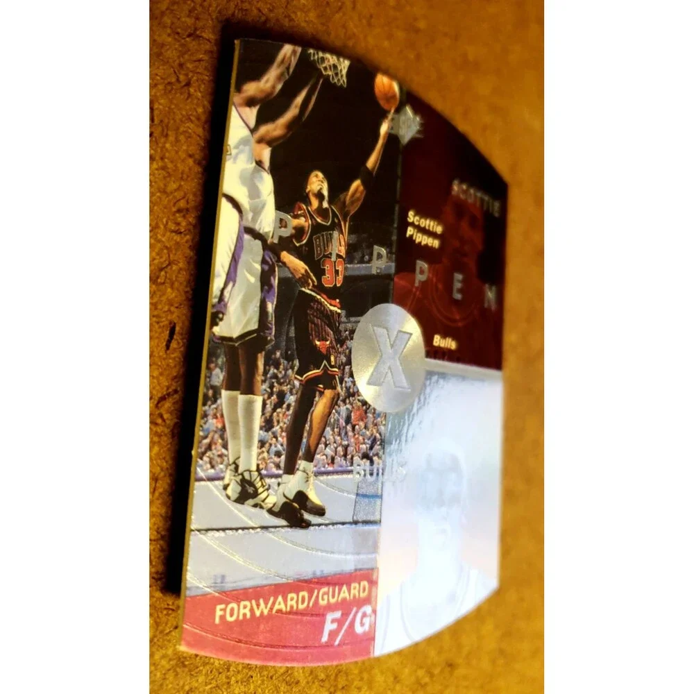 1997-1998 Upper Deck SPx SCOTTIE PIPPEN NBA Die-Cut Basketball Card 30 Bulls HOF